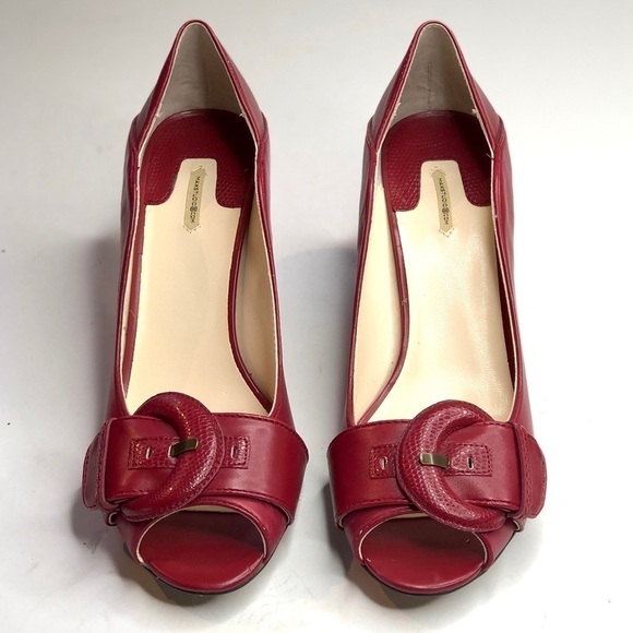 Max Studio Maldives dark red peep toe heels retro oversized buckle size 8 - Picture 6 of 11